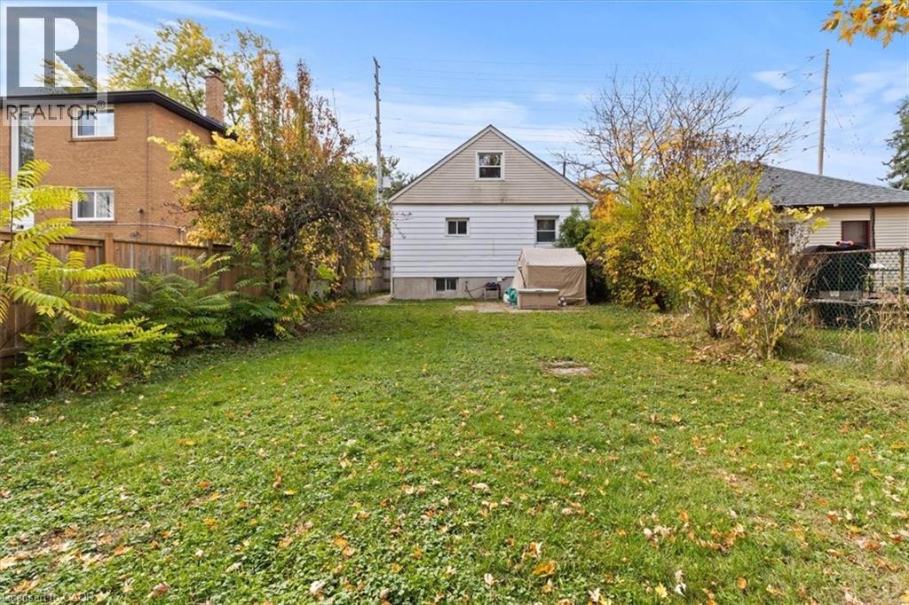 1097 Enola Avenue, Mississauga, Ontario  L5G 4B1 - Photo 28 - 40781687