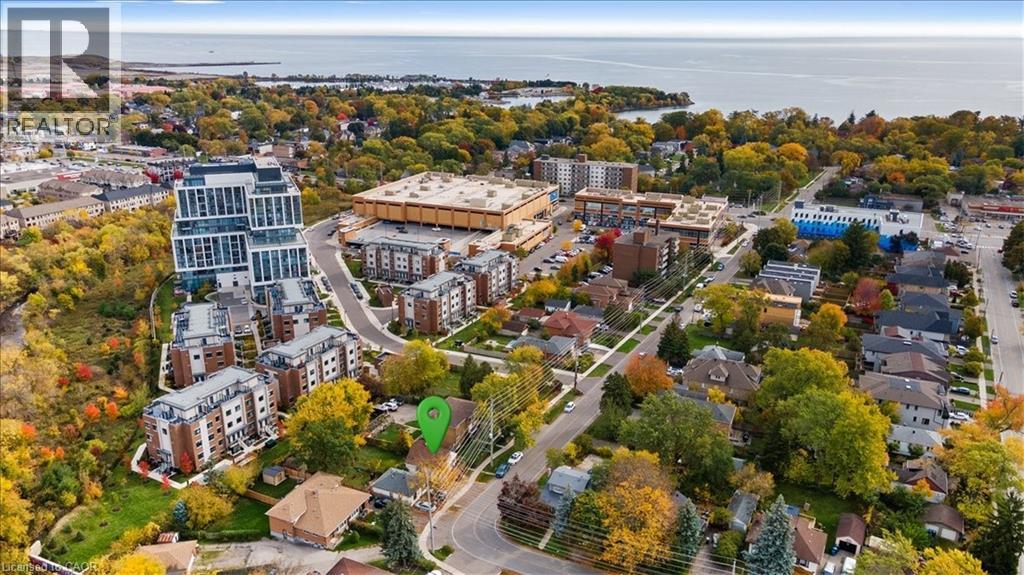 1097 Enola Avenue, Mississauga, Ontario  L5G 4B1 - Photo 3 - 40781687