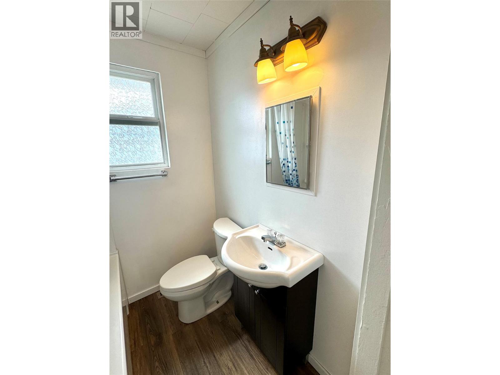 1021 Willow Street, Okanagan Falls, British Columbia  V0H 1R4 - Photo 14 - 10366857