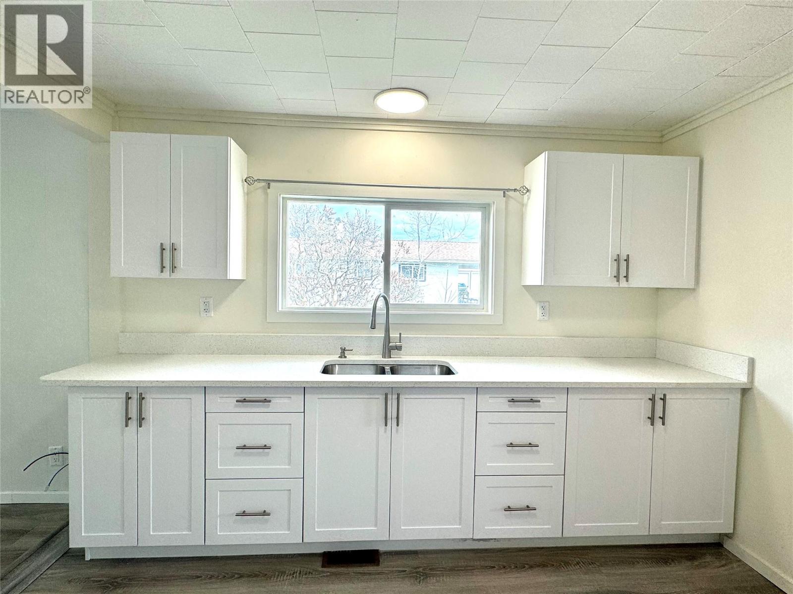 1021 Willow Street, Okanagan Falls, British Columbia  V0H 1R4 - Photo 2 - 10366857