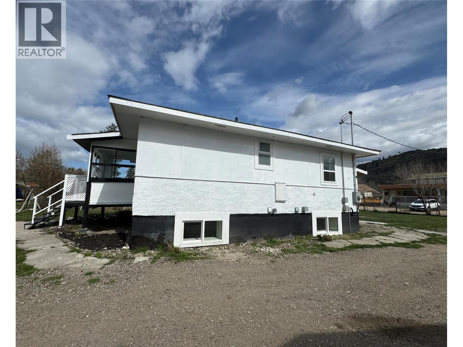 1021 Willow Street, Okanagan Falls, British Columbia  V0H 1R4 - Photo 24 - 10366857