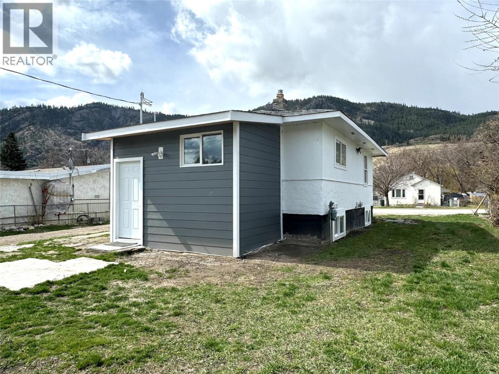 1021 Willow Street, Okanagan Falls, British Columbia  V0H 1R4 - Photo 26 - 10366857