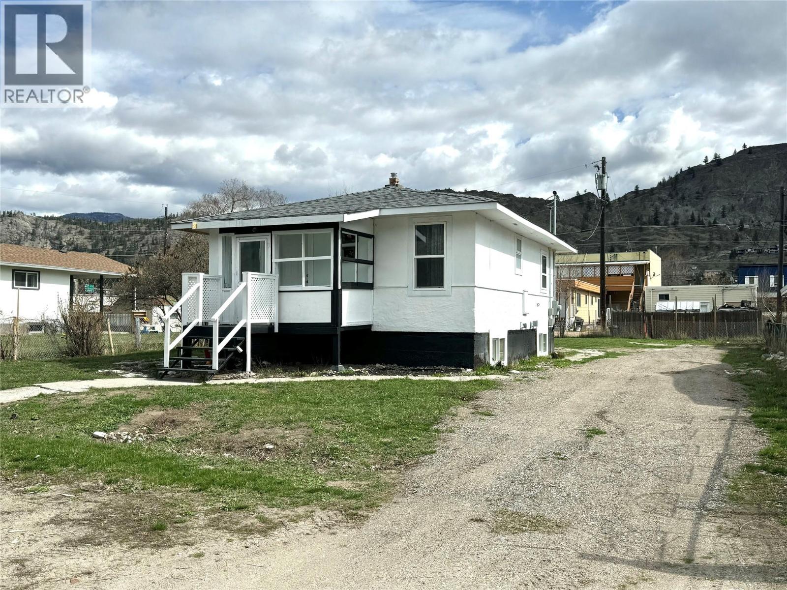 1021 Willow Street, Okanagan Falls, British Columbia  V0H 1R4 - Photo 27 - 10366857
