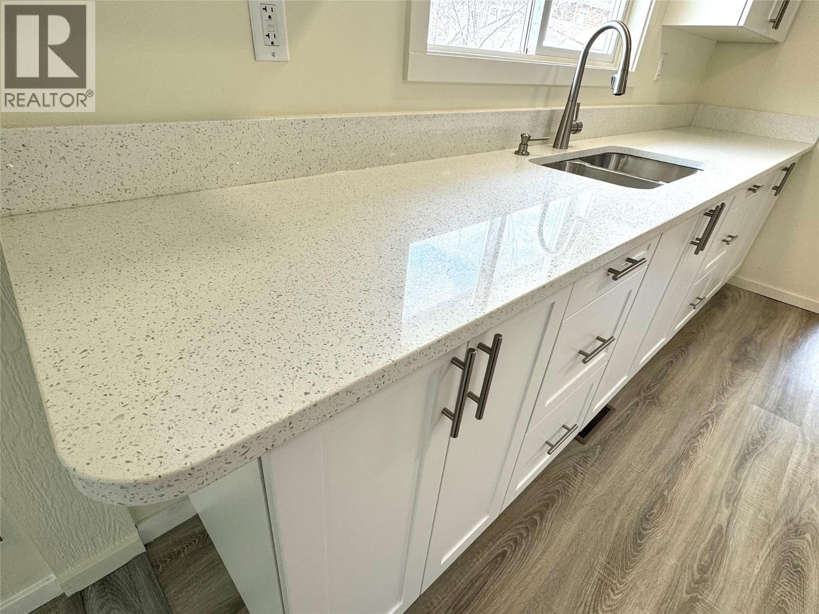 1021 Willow Street, Okanagan Falls, British Columbia  V0H 1R4 - Photo 6 - 10366857