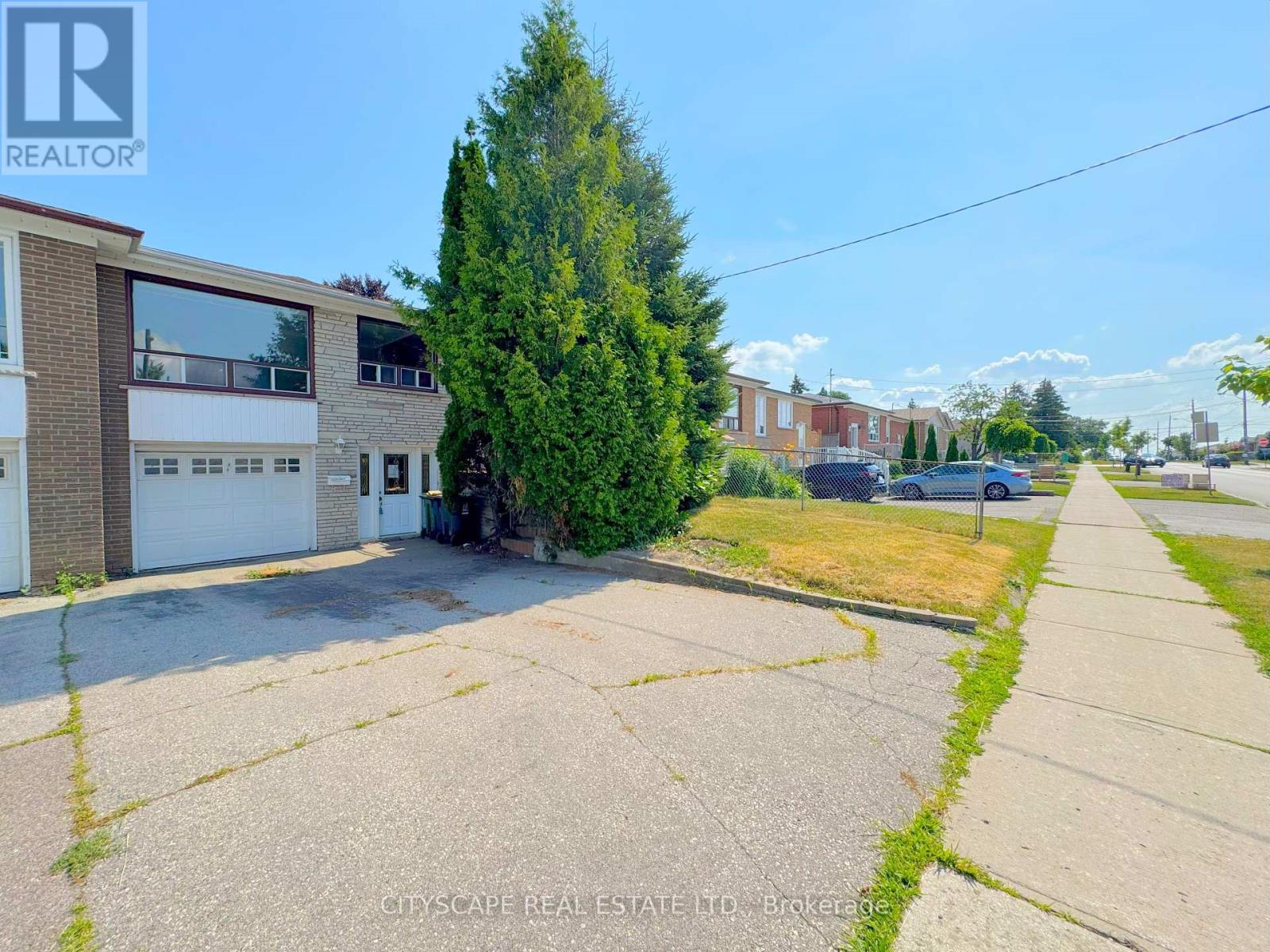 113 SPENVALLEY DRIVE, Toronto, Ontario