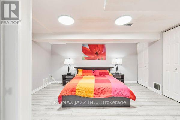 783 Pebble Court, Pickering, Ontario  L1V 3R3 - Photo 37 - E12484539