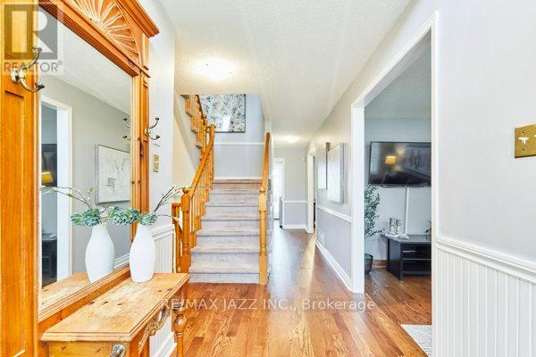 783 Pebble Court, Pickering, Ontario  L1V 3R3 - Photo 4 - E12484539