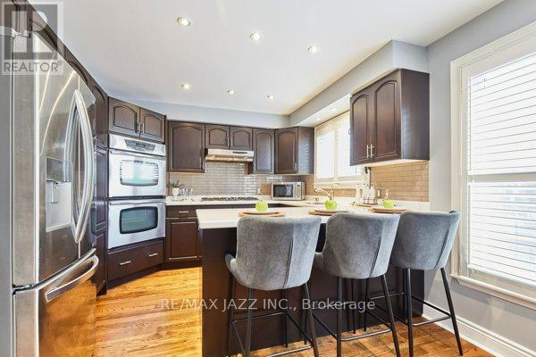 783 Pebble Court, Pickering, Ontario  L1V 3R3 - Photo 9 - E12484539