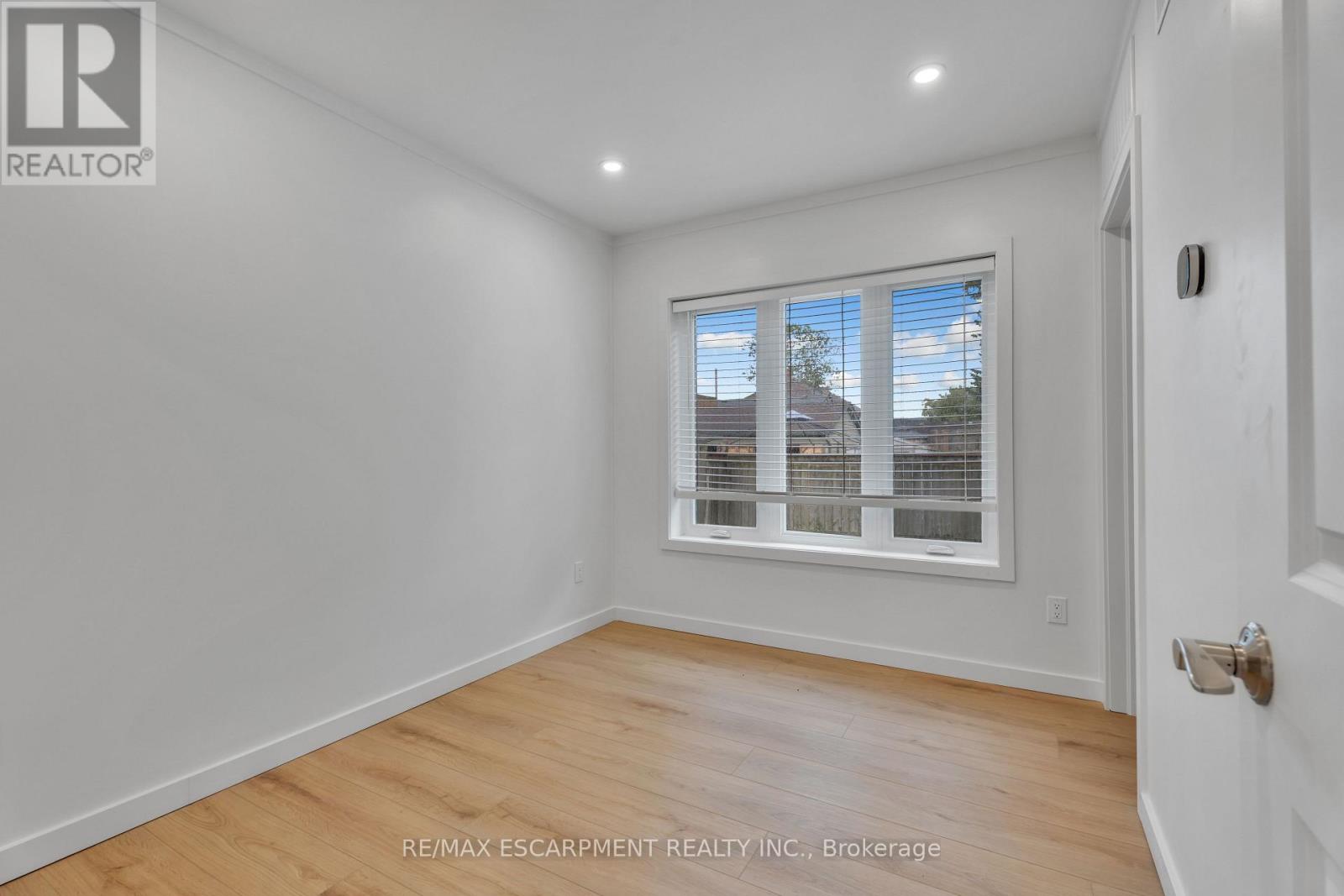 A - 133 Durham Street, Port Colborne, Ontario  L3K 1E1 - Photo 11 - X12435222