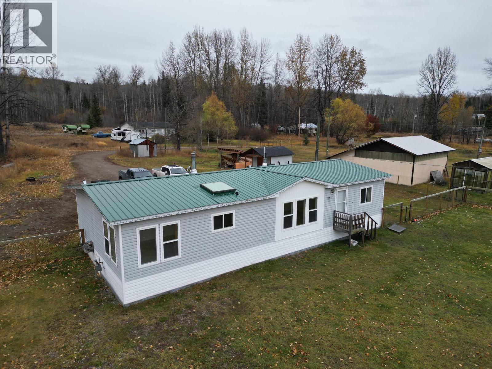 10788 Beedle Road, Burns Lake, British Columbia  V0J 1E3 - Photo 2 - R3062183