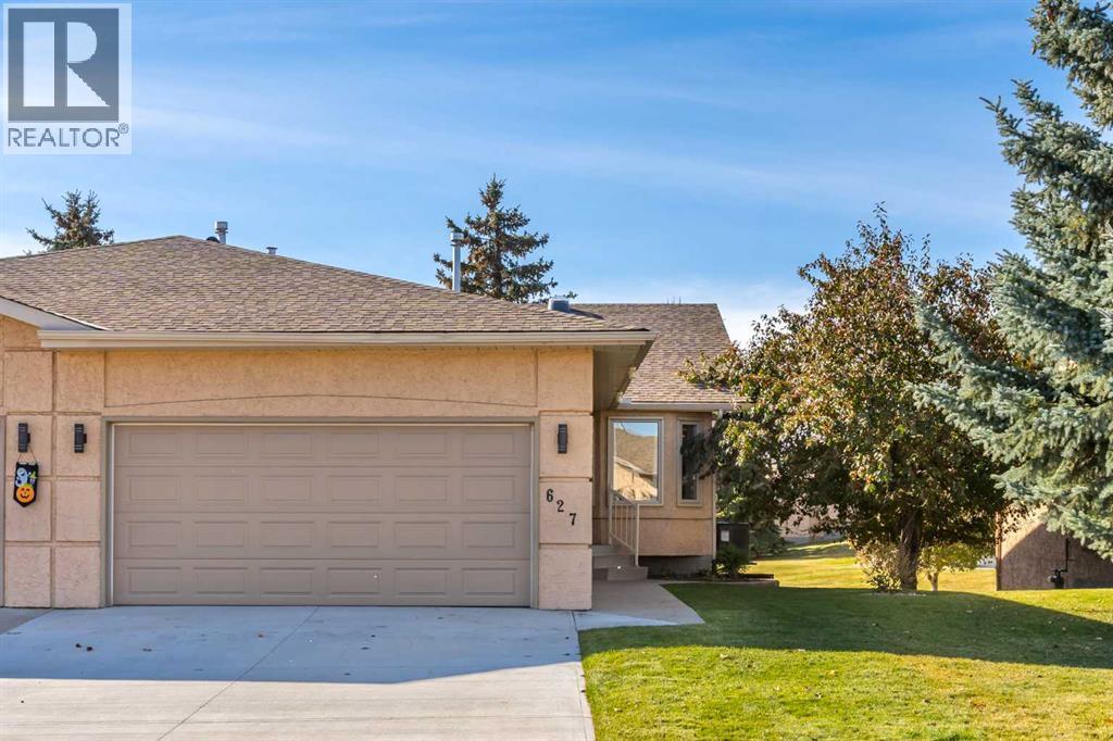 627 High View Park NW, High River, Alberta