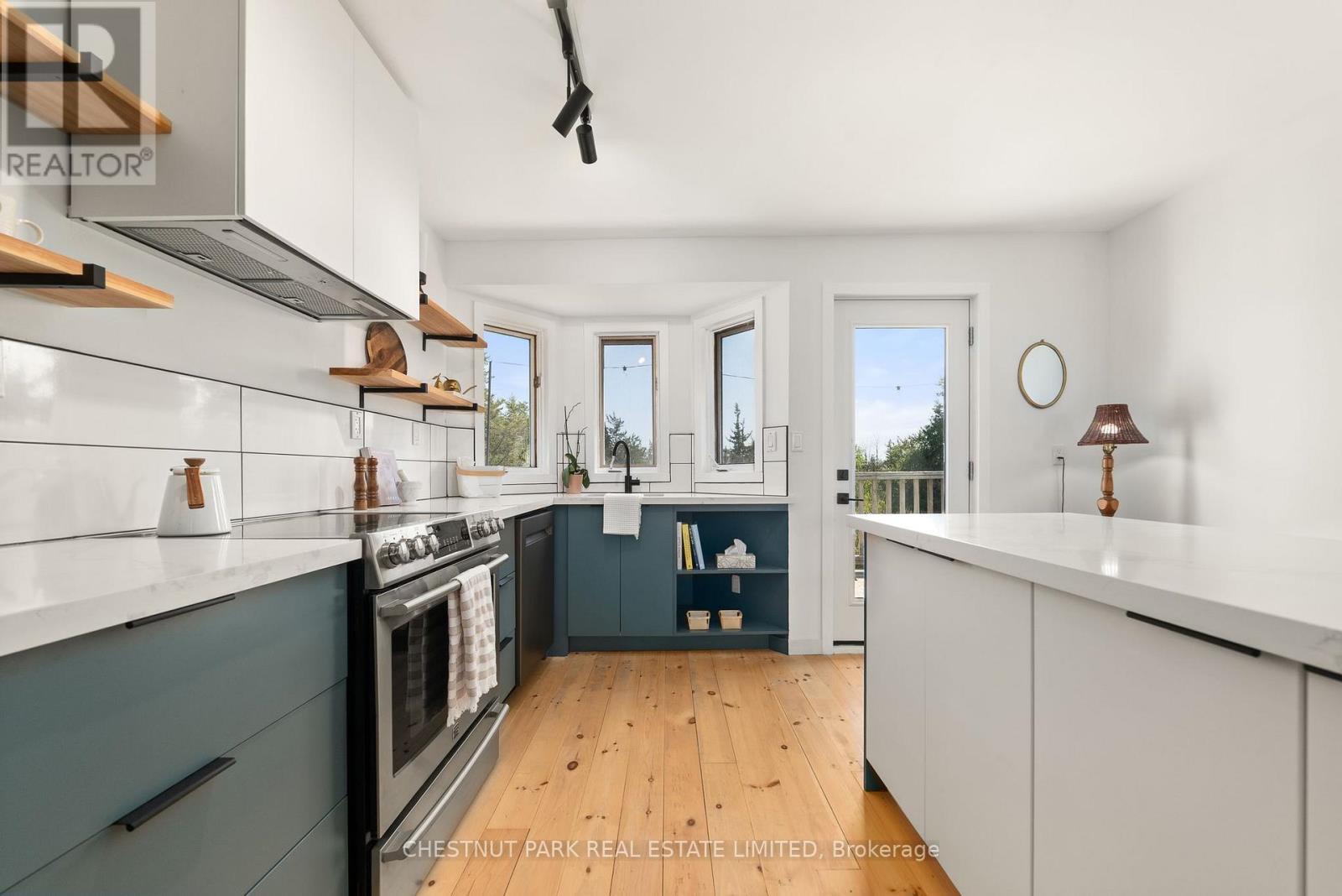 62 Mitchells Crossroad, Prince Edward County (North Marysburg Ward), Ontario  K0K 2T0 - Photo 15 - X12484506