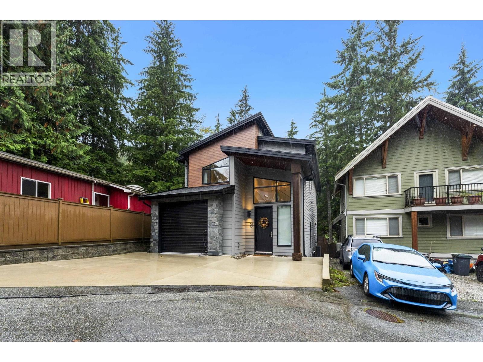 22 3295 SUNNYSIDE ROAD, Anmore, British Columbia