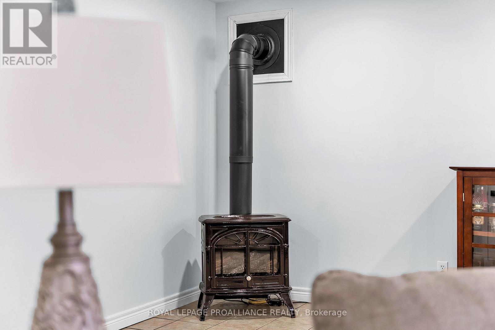 21859 Loyalist Parkway, Quinte West, Ontario  K0K 1L0 - Photo 35 - X12484536