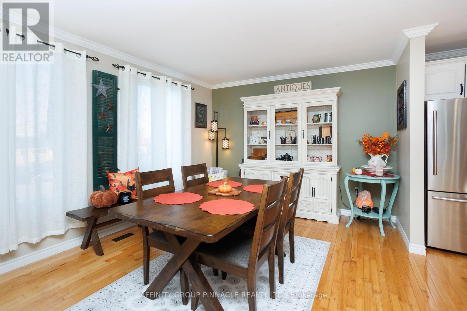 3 Edwin Street, Kawartha Lakes, Ontario  K9V 4X9 - Photo 12 - X12484552