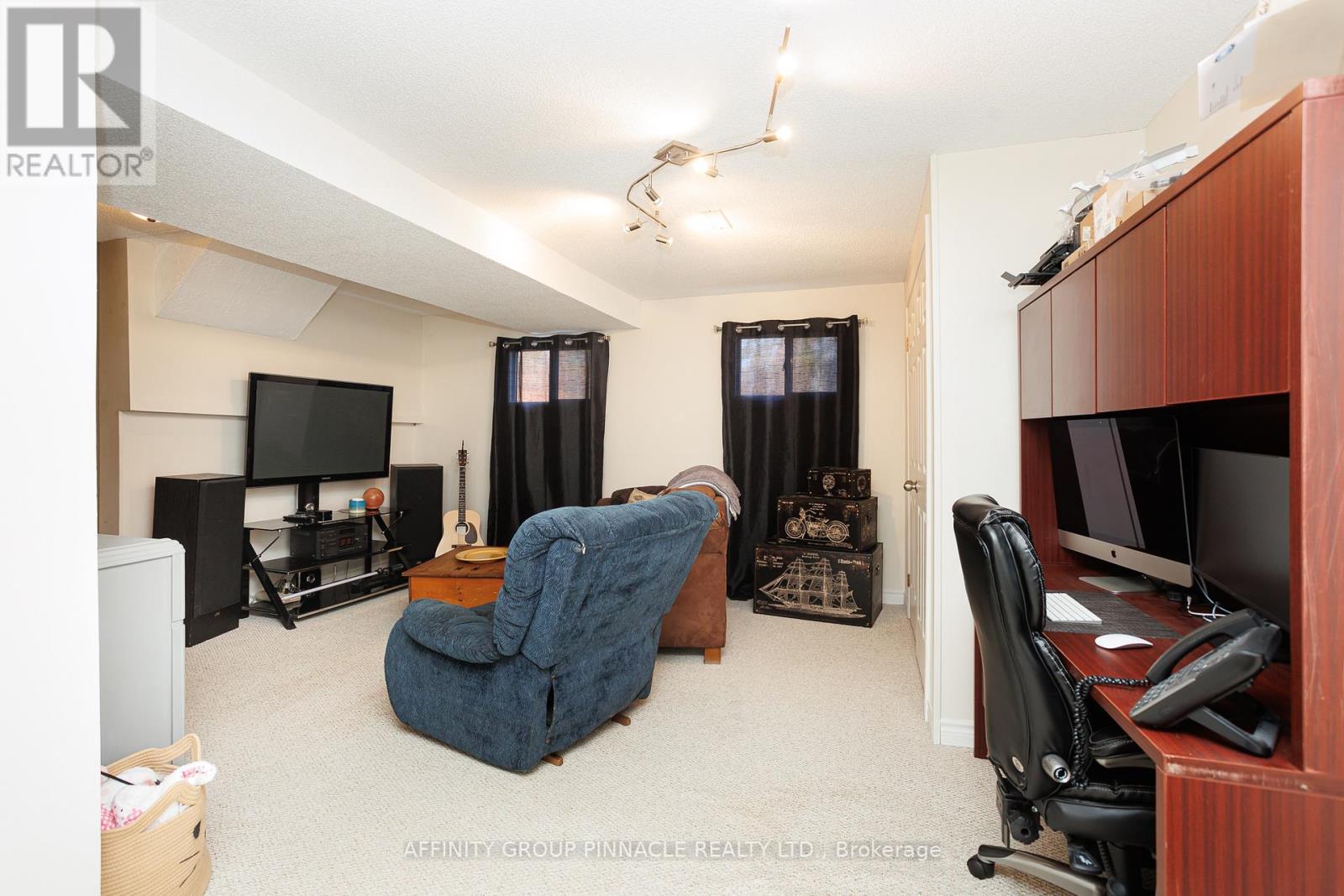 3 Edwin Street, Kawartha Lakes, Ontario  K9V 4X9 - Photo 37 - X12484552