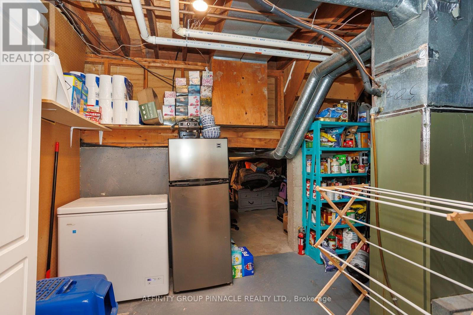 3 Edwin Street, Kawartha Lakes, Ontario  K9V 4X9 - Photo 39 - X12484552