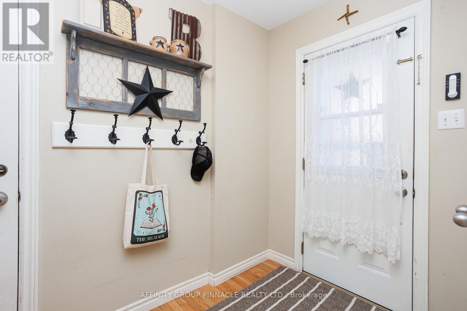 3 Edwin Street, Kawartha Lakes, Ontario  K9V 4X9 - Photo 9 - X12484552