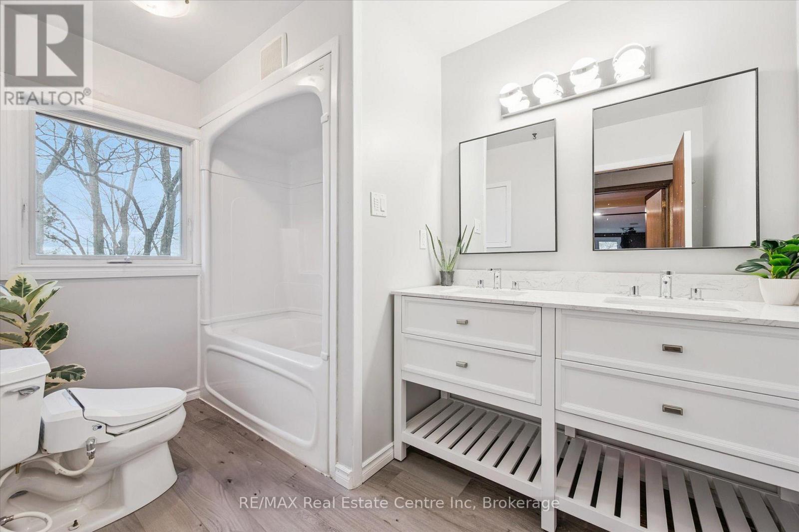 500 Watson Parkway S, Guelph, Ontario  N1L 0N9 - Photo 17 - X12484540