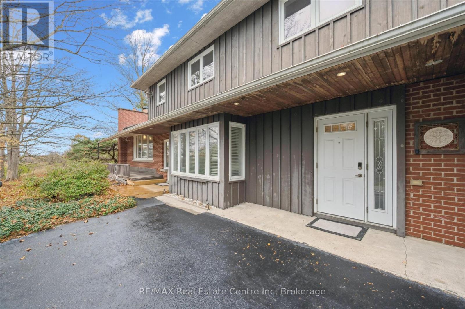 500 Watson Parkway S, Guelph, Ontario  N1L 0N9 - Photo 9 - X12484540