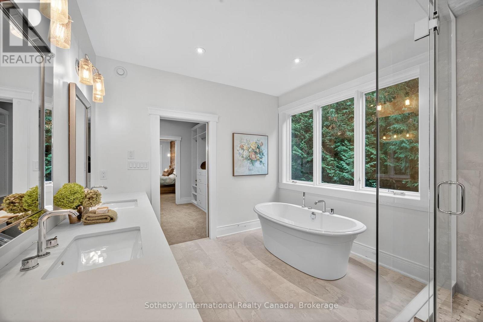 112 Arrowhead Crescent, Blue Mountains, Ontario  L9Y 0R9 - Photo 20 - X12484560