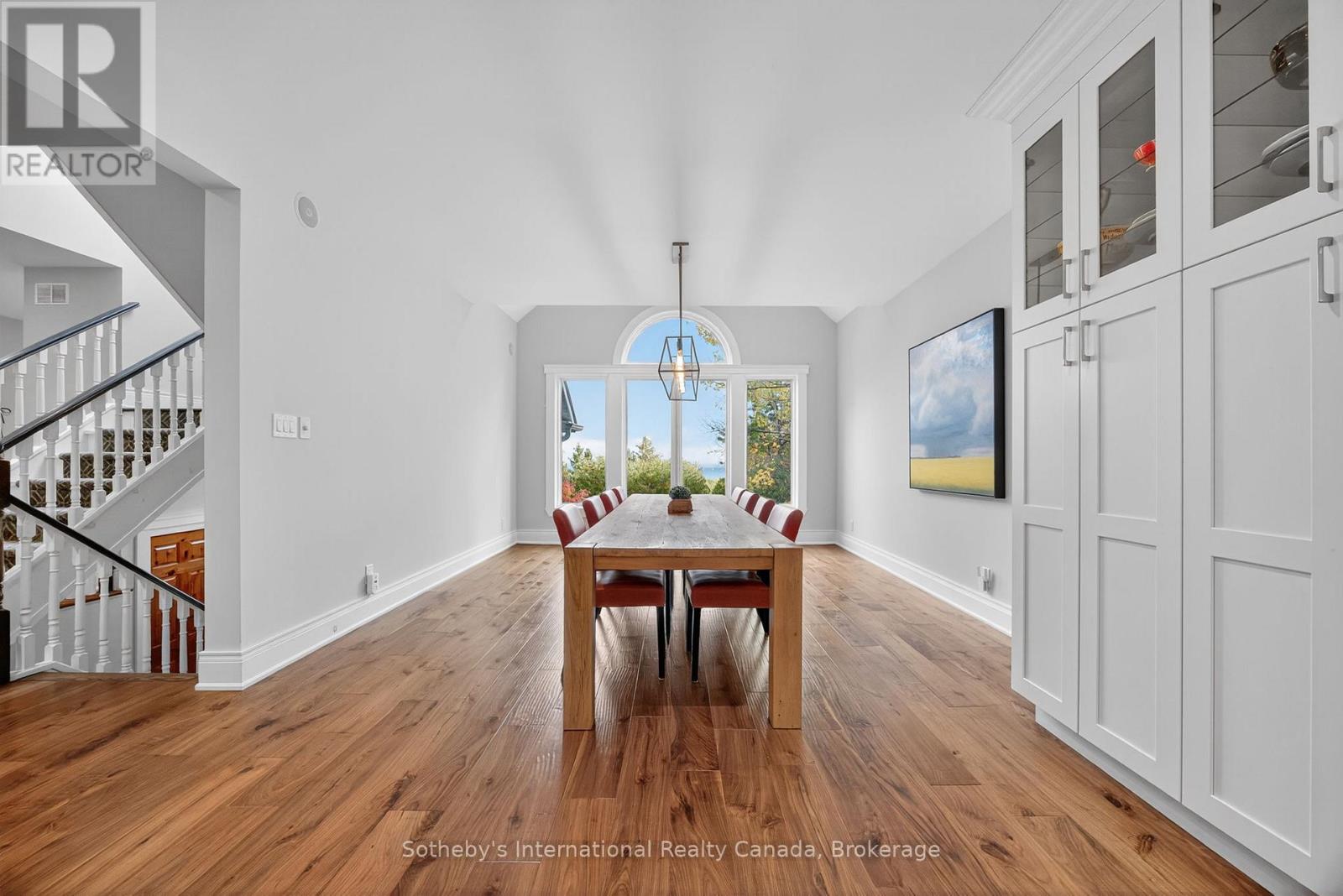 112 Arrowhead Crescent, Blue Mountains, Ontario  L9Y 0R9 - Photo 6 - X12484560