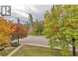 110 SKAHA Place Unit# 310, penticton, British Columbia