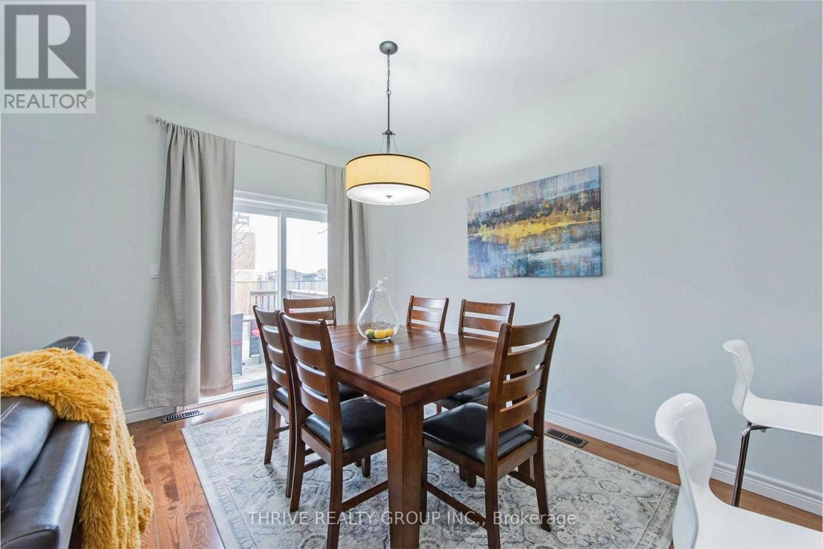 1043 Oakcrossing Gate, London North, Ontario  N6H 0E9 - Photo 6 - X12484480