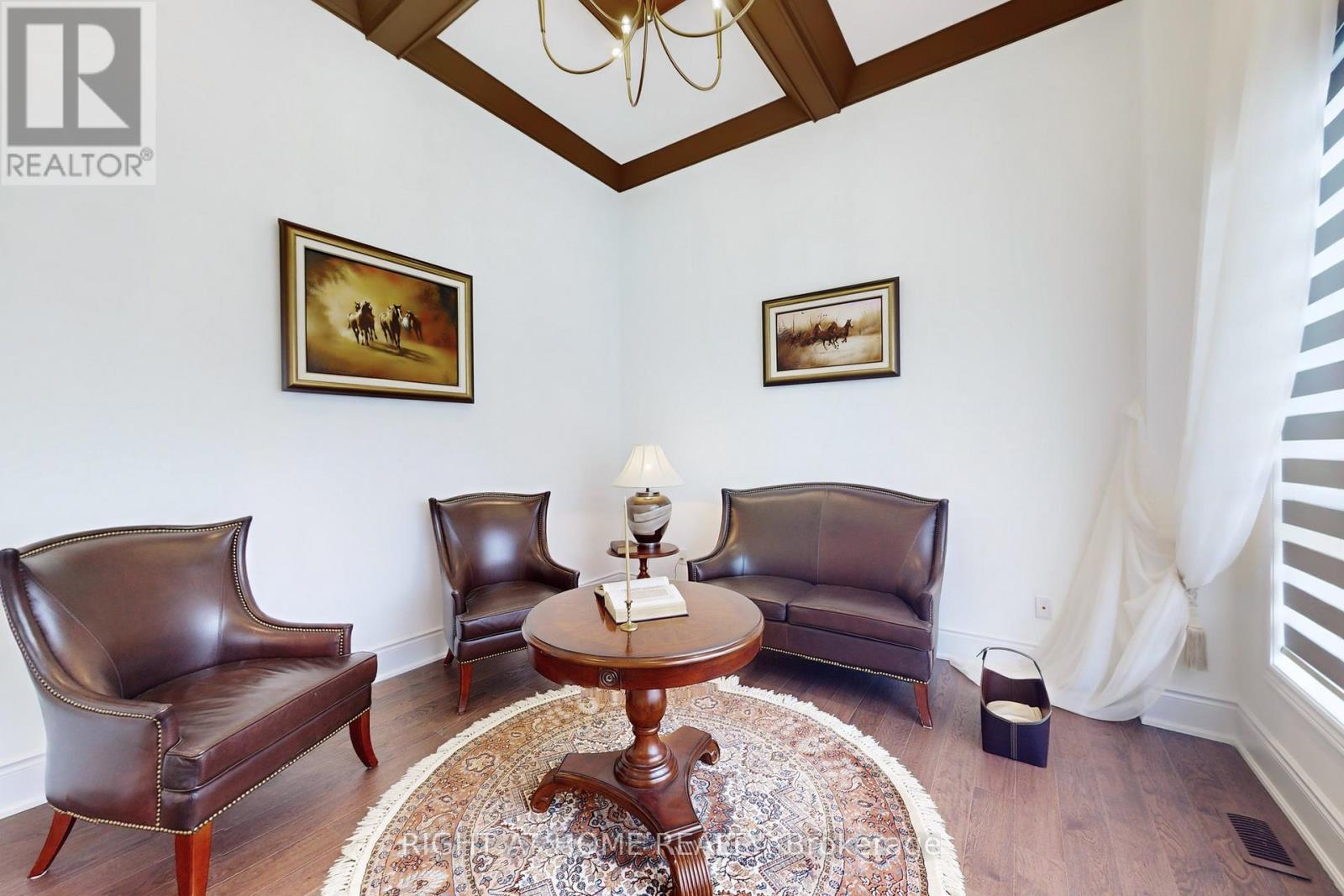 216 Sunset Vista Court E, Aurora, Ontario  L4G 3Y1 - Photo 14 - N12484433