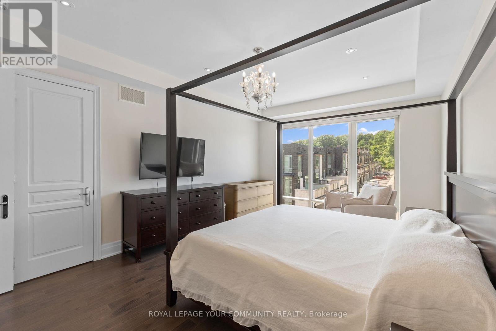 40 Crimson Forest Drive, Vaughan, Ontario  L6A 4C4 - Photo 22 - N12484467