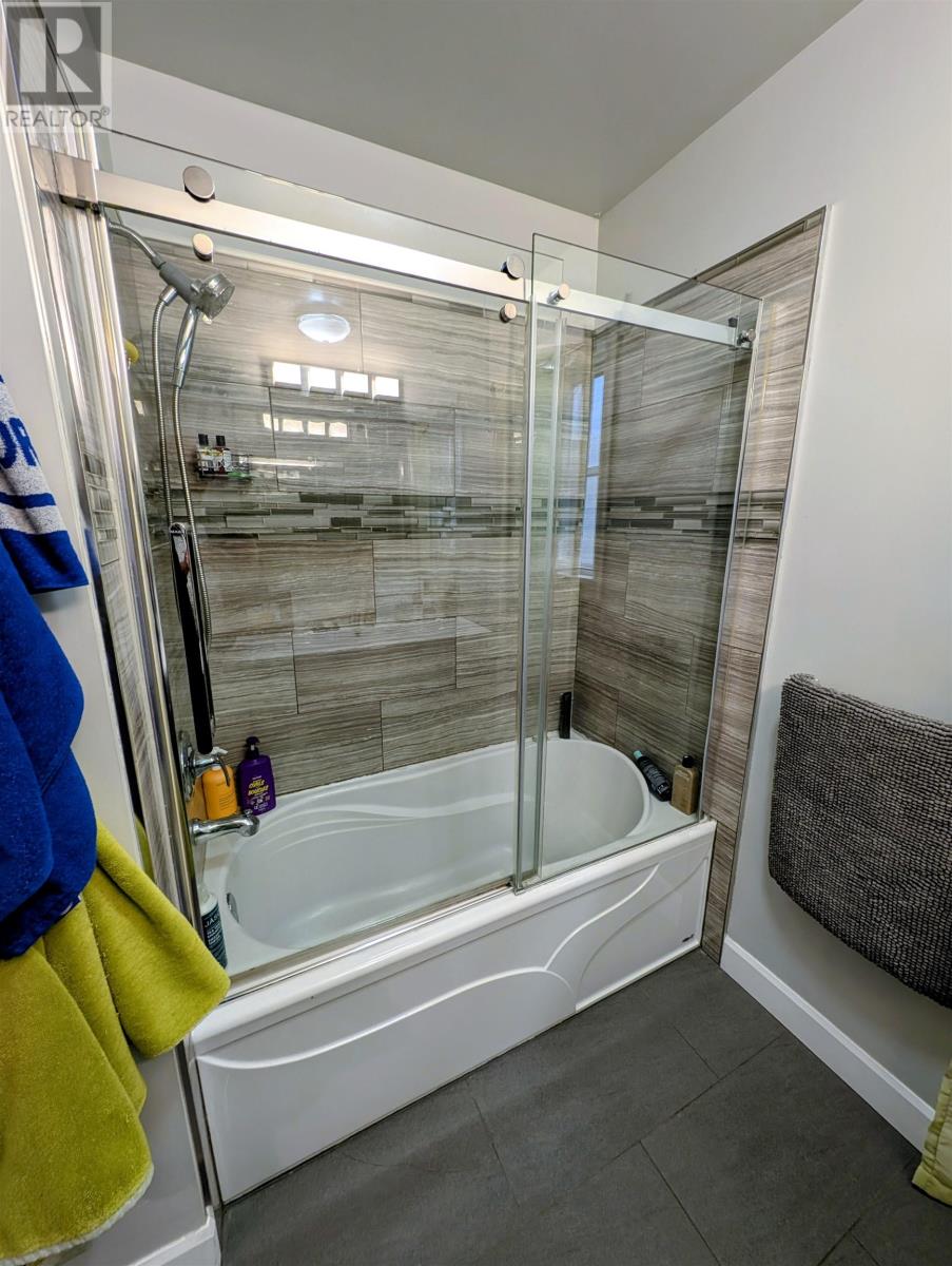 934 Alexandra St, Thunder Bay, Ontario  P7C 3G4 - Photo 12 - TB253328