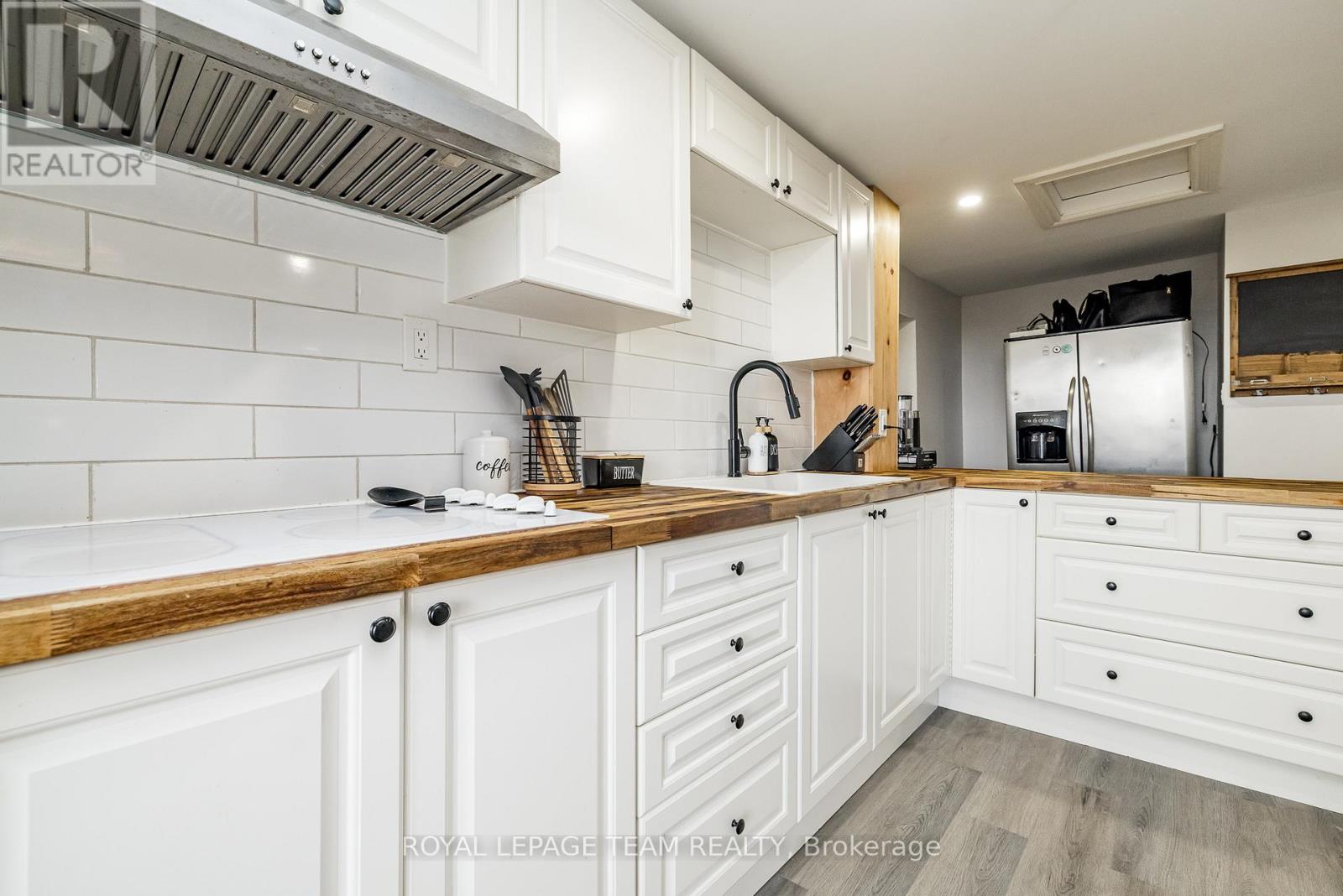 10528 Van Allen Road, North Dundas, Ontario  K0E 1S0 - Photo 9 - X12483594
