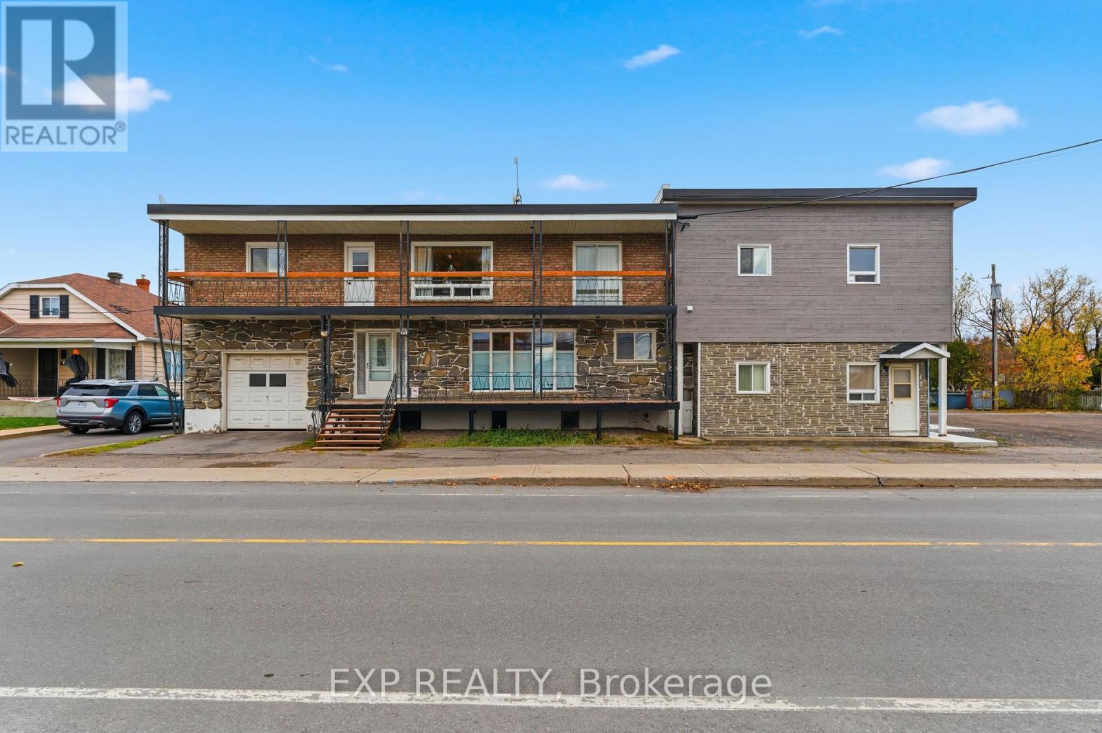 202 - 261 LONGUEUIL STREET, champlain, Ontario