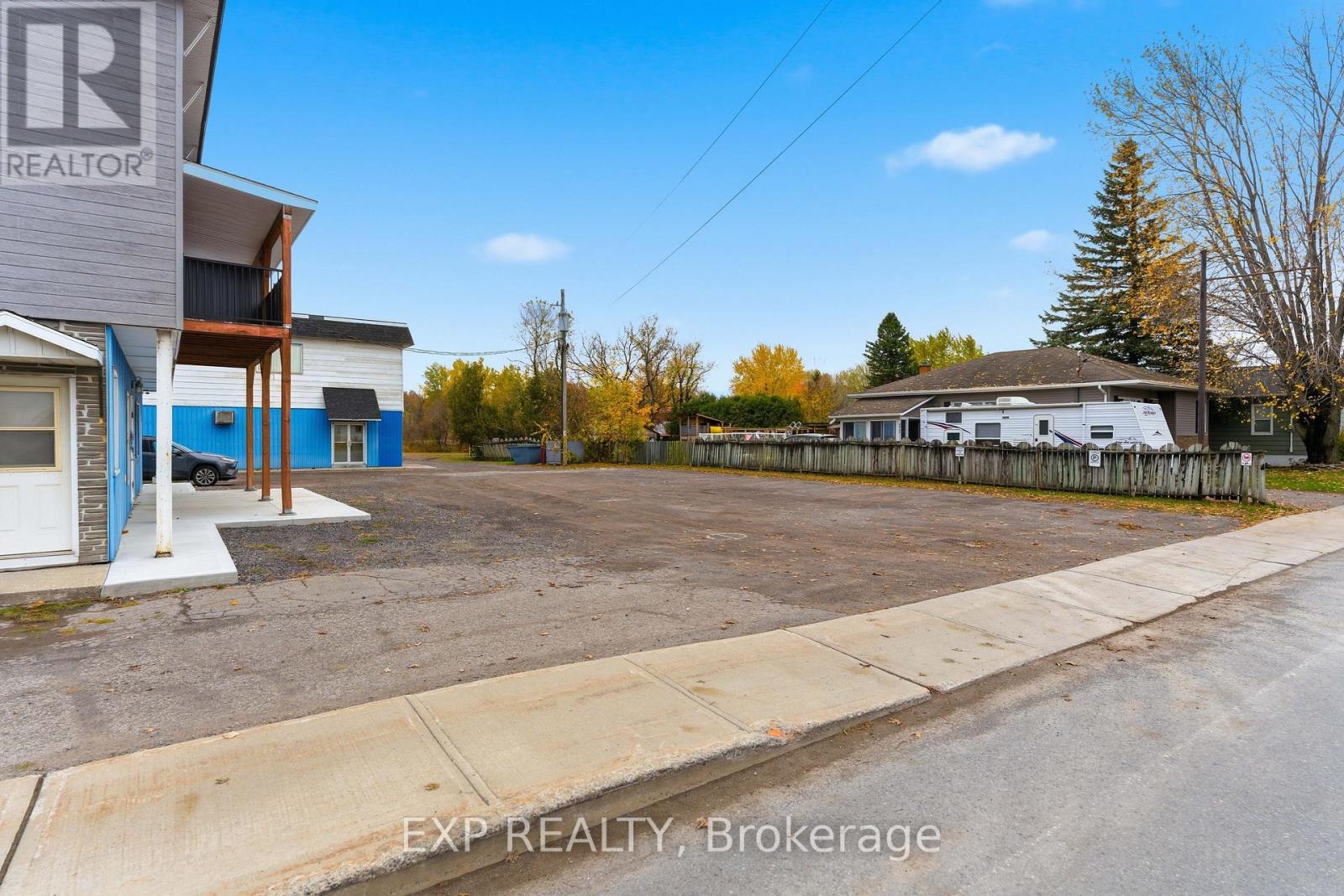 202 - 261 Longueuil Street, Champlain, Ontario  K0B 1K0 - Photo 21 - X12484493