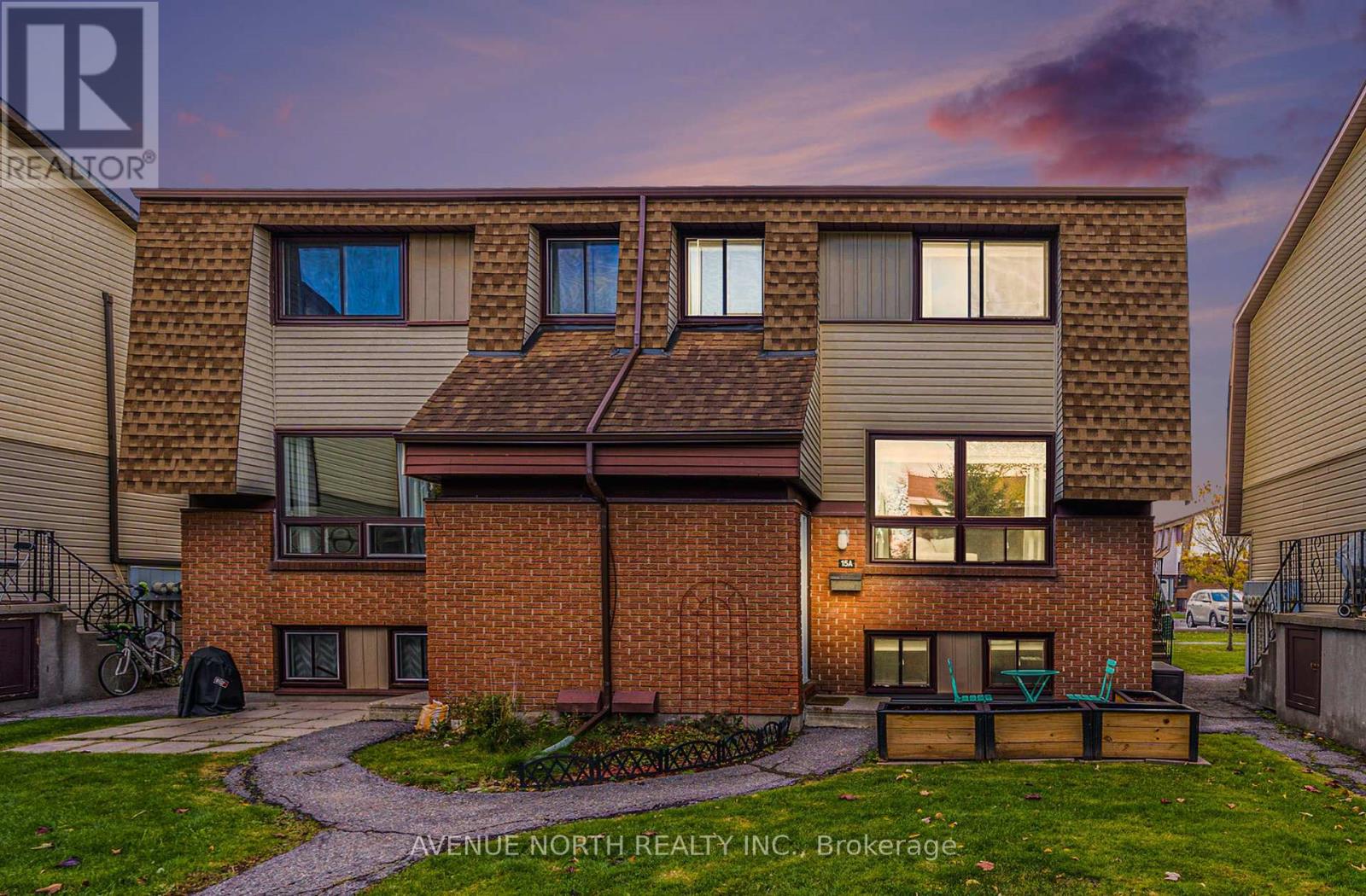104 - 15A WOODVALE GREEN, Ottawa, Ontario