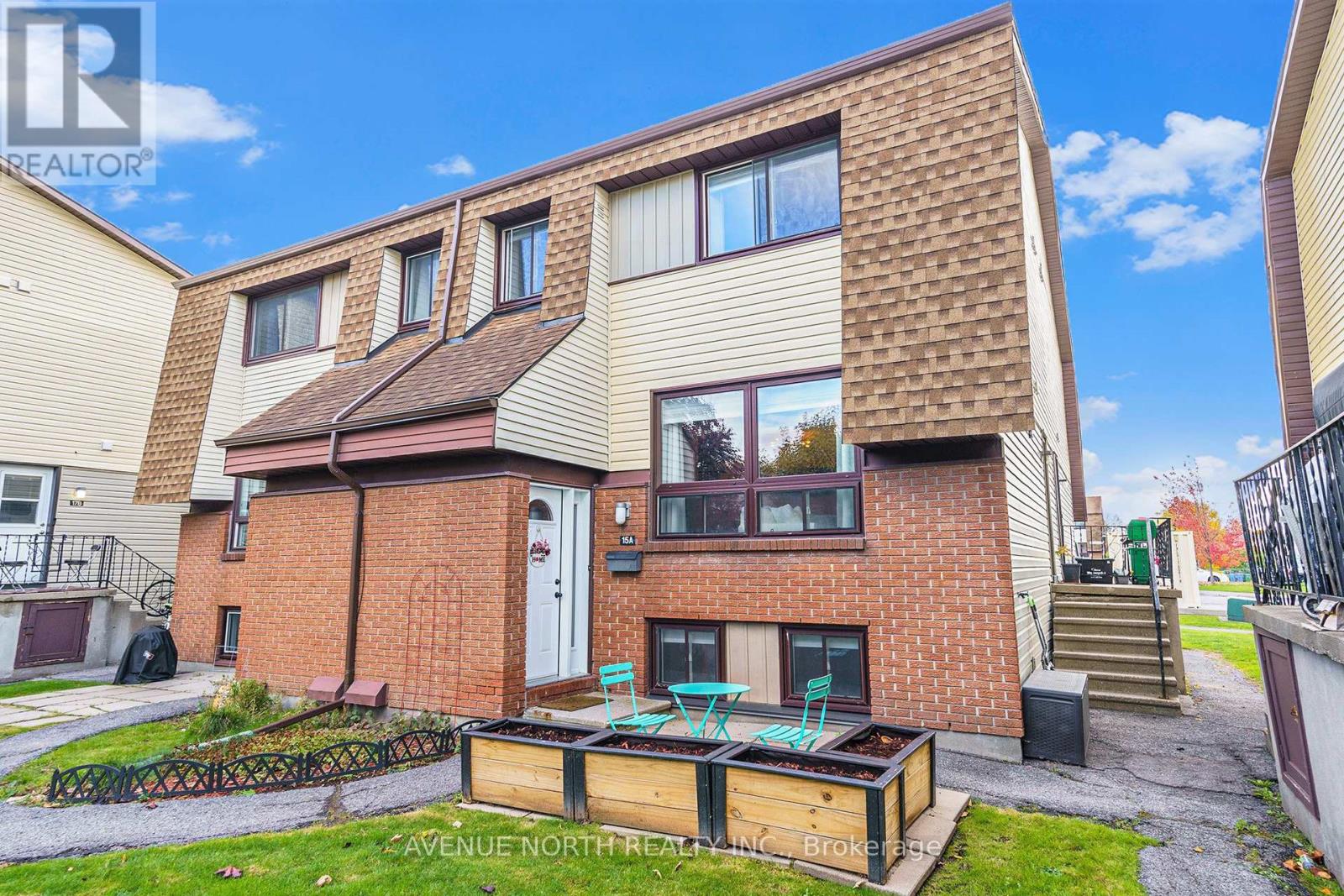 104 - 15a Woodvale Green, Ottawa, Ontario  K2G 4H1 - Photo 3 - X12484507