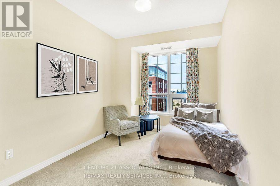 420 - 216 Oak Park Boulevard, Oakville, Ontario  L6H 0K3 - Photo 17 - W12479261