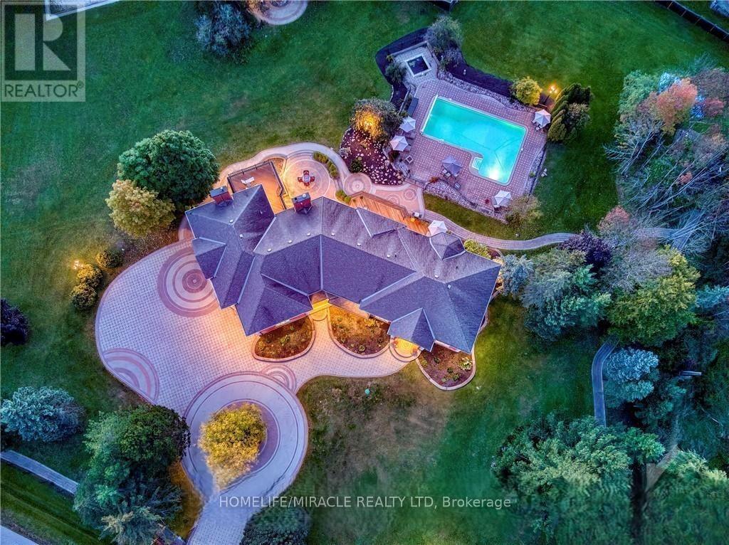 141 KERRY HILL CRESCENT, Ottawa, Ontario