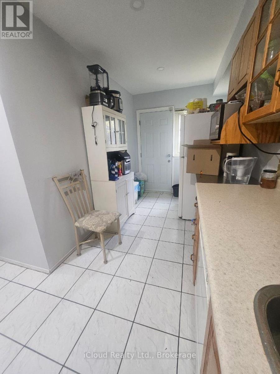 182 - 6448 Finch Avenue W, Toronto, Ontario  M9V 1T4 - Photo 5 - W12484429