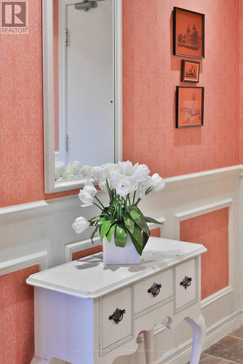 807 - 1900 The Collegeway, Mississauga, Ontario  L5L 5Y8 - Photo 8 - W12484452