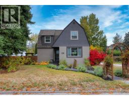 698 Kipling Street, warfield, British Columbia