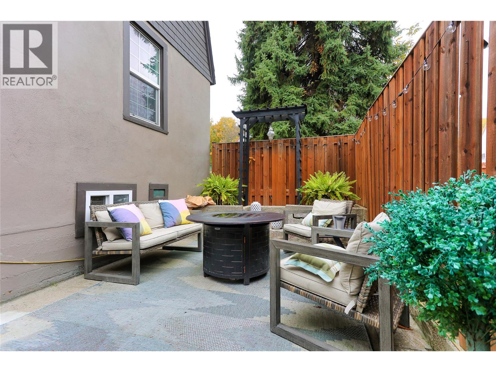 698 Kipling Street, Warfield, British Columbia  V1R 2A2 - Photo 7 - 10366768