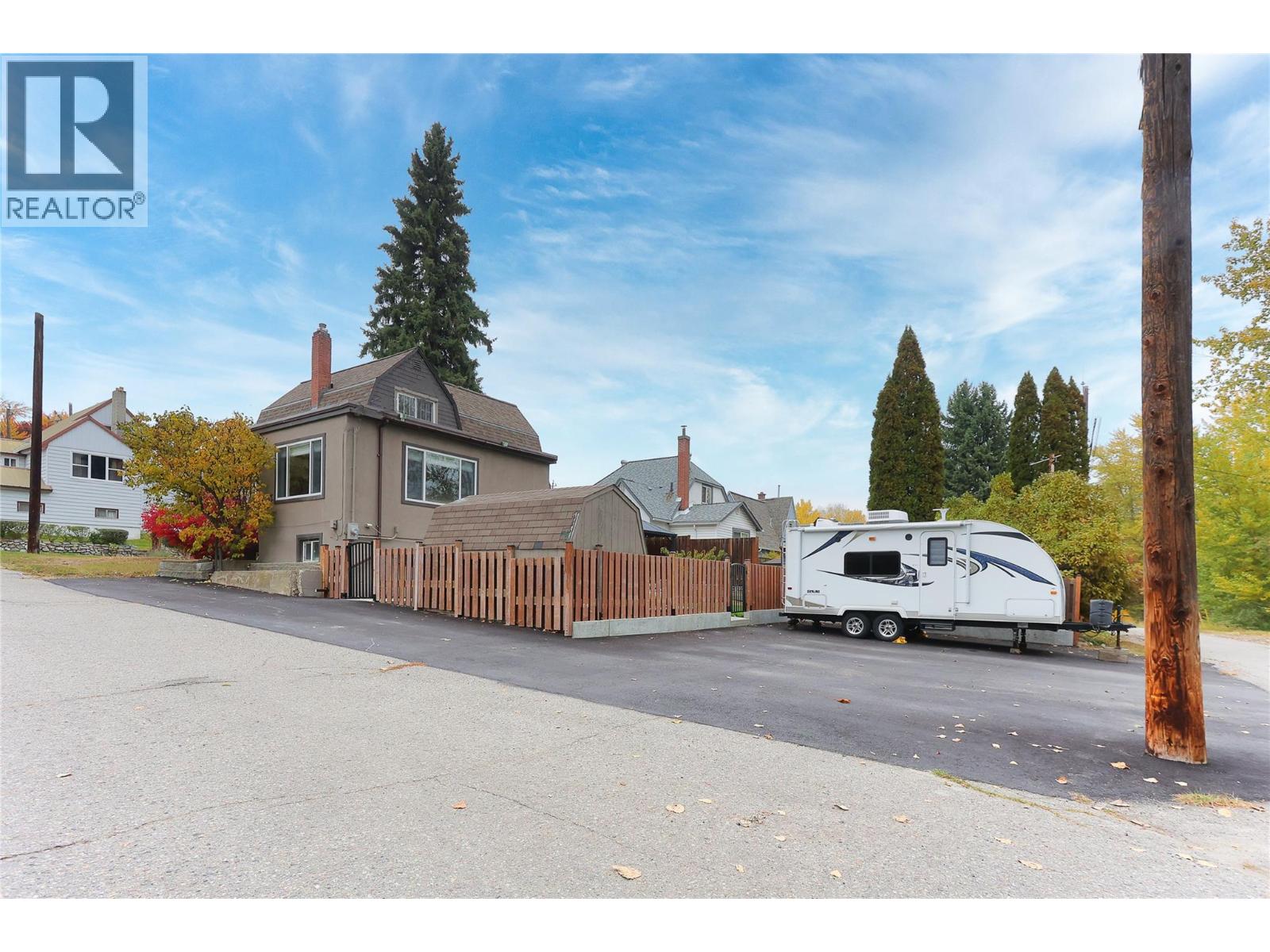698 Kipling Street, Warfield, British Columbia  V1R 2A2 - Photo 48 - 10366768