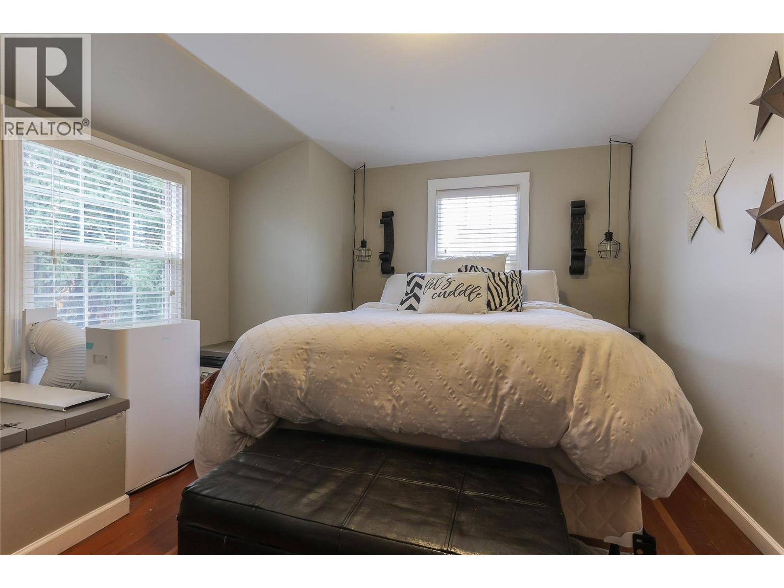 698 Kipling Street, Warfield, British Columbia  V1R 2A2 - Photo 35 - 10366768
