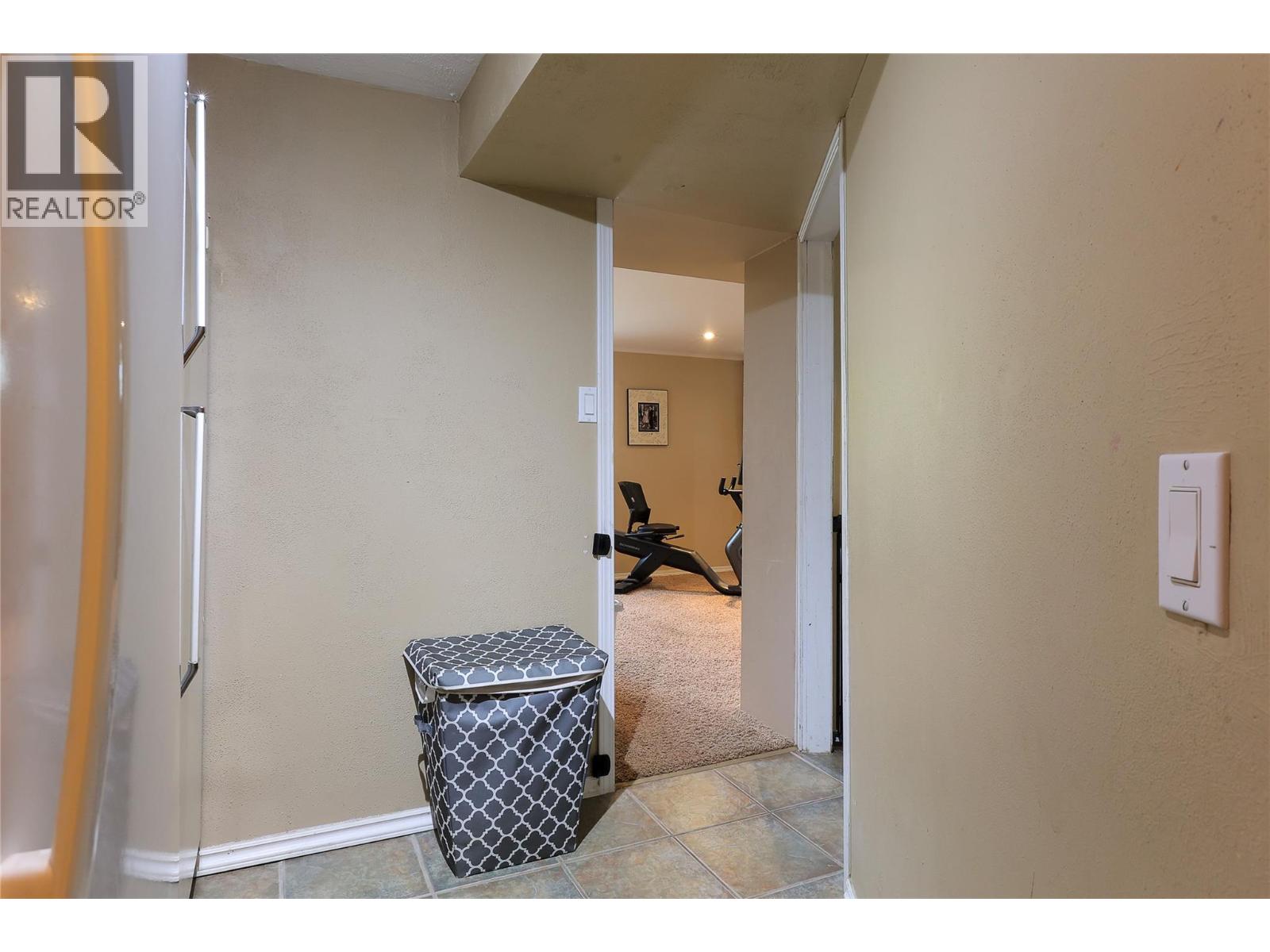 698 Kipling Street, Warfield, British Columbia  V1R 2A2 - Photo 46 - 10366768