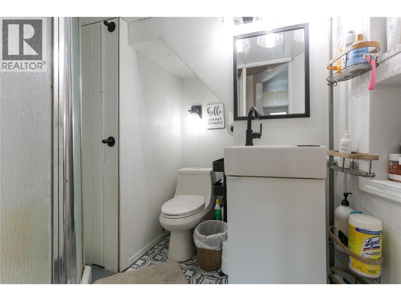 698 Kipling Street, Warfield, British Columbia  V1R 2A2 - Photo 40 - 10366768