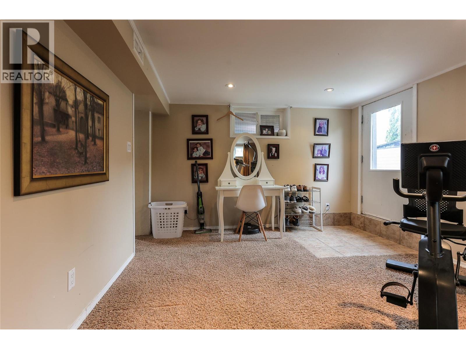 698 Kipling Street, Warfield, British Columbia  V1R 2A2 - Photo 39 - 10366768