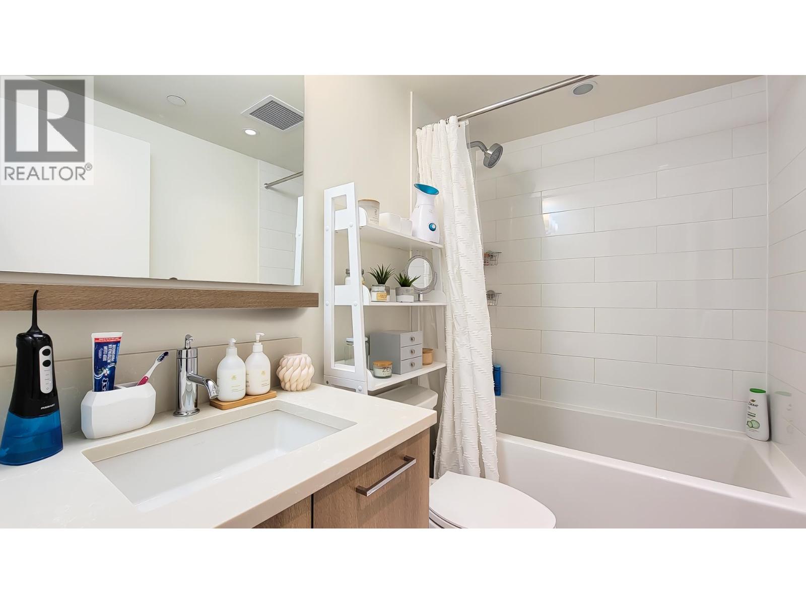 2101 258 Nelson's Court, New Westminster, British Columbia  V3L 0J9 - Photo 10 - R3062049