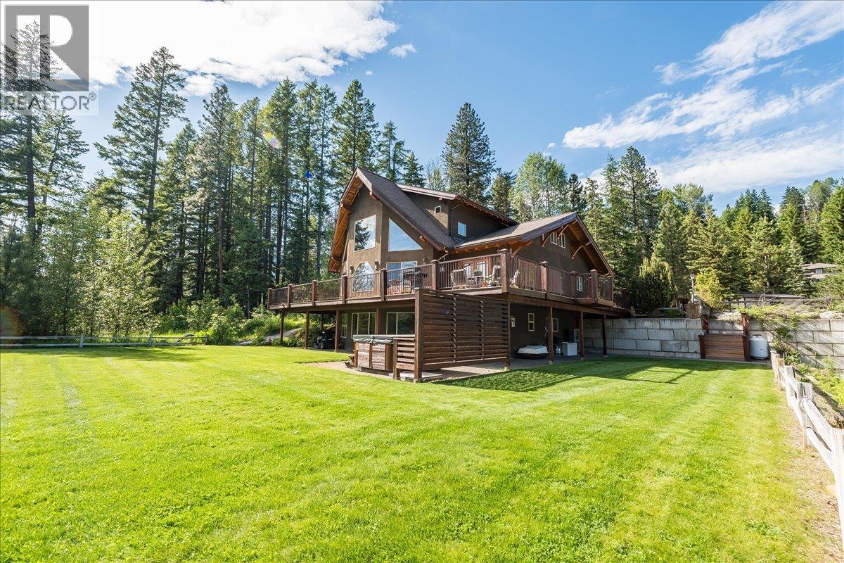 3802 Aaron Road, Nelson, British Columbia  V1L 4H2 - Photo 9 - 10352158