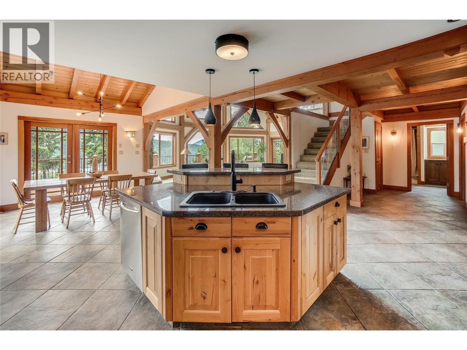 3802 Aaron Road, Nelson, British Columbia  V1L 4H2 - Photo 33 - 10352158